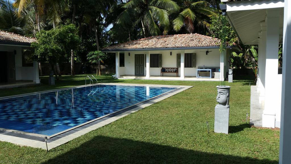 Thalpe Bungalows Unawatuna Buitenkant foto